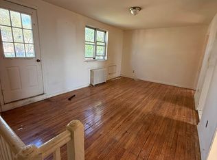 65-08 223rd Pl APT A, Oakland Gardens, NY 11364