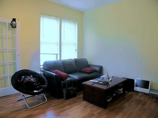 Rented by New York Residence | media 19