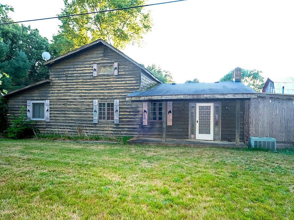 1st image of 77640 22nd St