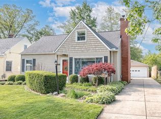 26817 E Oviatt Rd, Bay Village, OH 44140