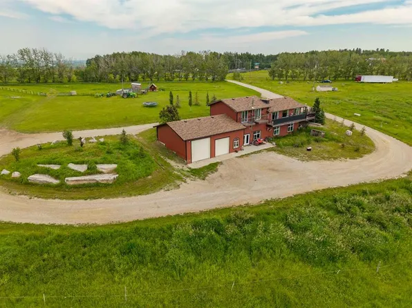 31170 Range Road 42, Mountain View County, AB T0M 0W0