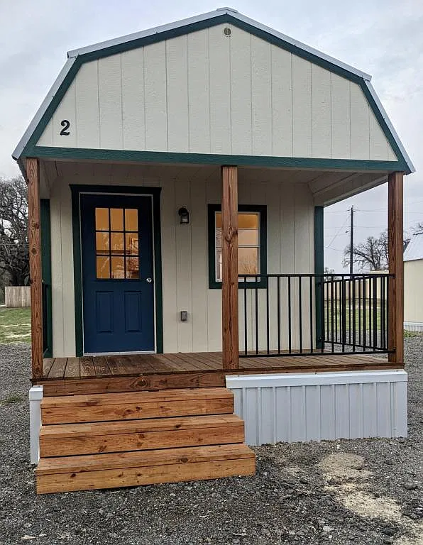 220 Davis Ford Ln — Photo 1