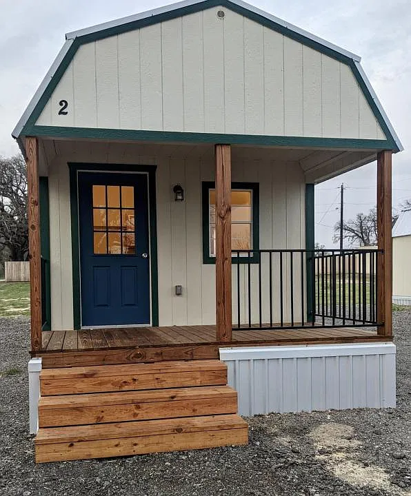 220 Davis Ford Ln