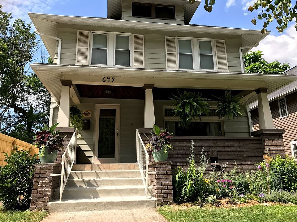 1st image of 647 Lyon St NE