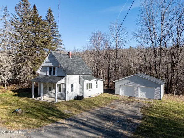 70 Town Hill Rd, Chester, MA 01011