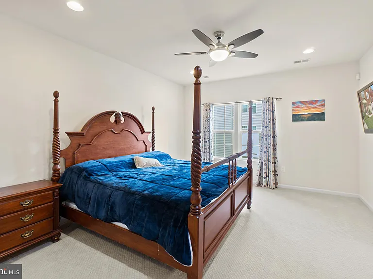 8056 Locust Mill St — Photo 8