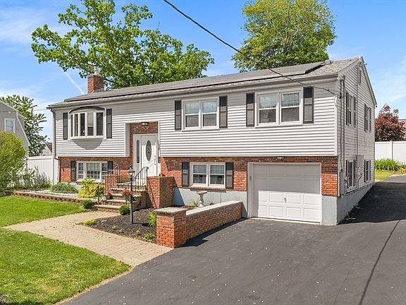 2nd image of 14 Weybossett St