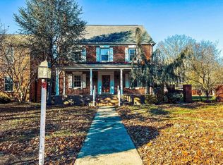 446 13th Ave, Huntington, WV 25701