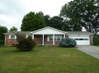 7329 Palmyra Dr, Knoxville, TN 37918