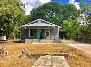 308 W Schreiner St, Kerrville, TX 78028