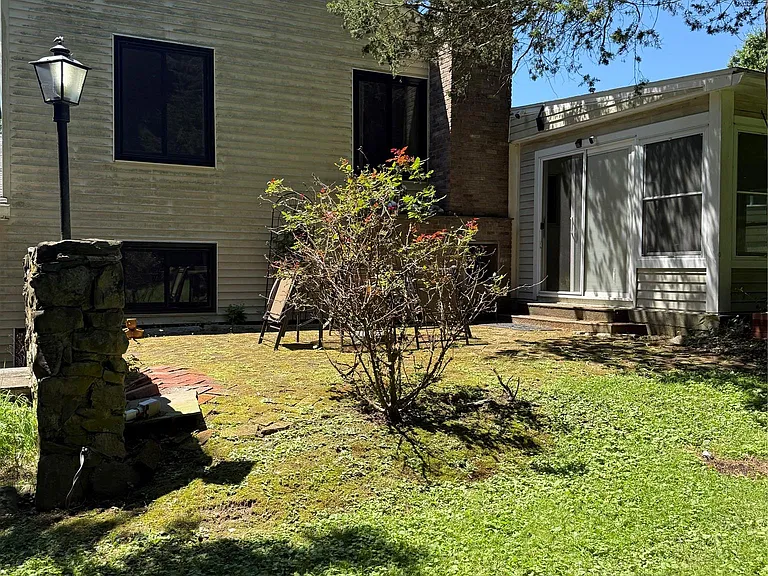 55 Cumberland Rd — Photo 20
