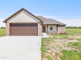 1127 Jordan Dr, Saint Martinville, LA 70582