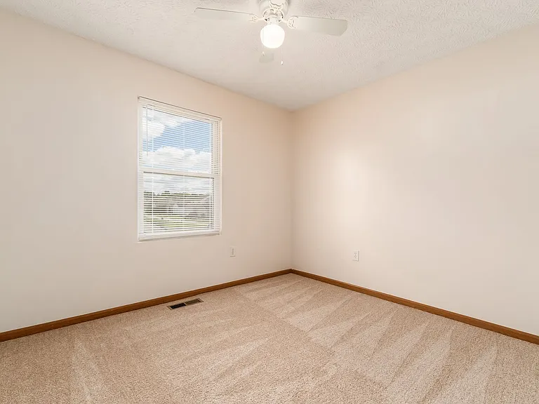 6201 Norway Glen Ave — Photo 27