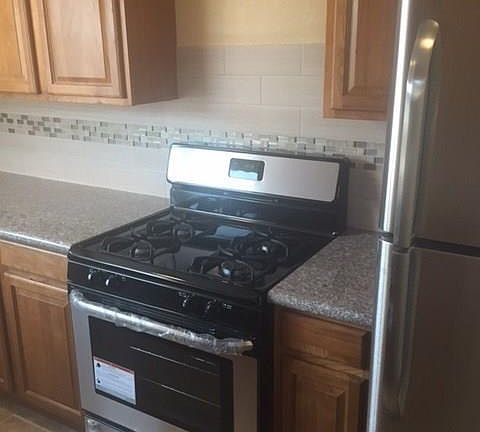 5th image of 6530 Bancroft Ave