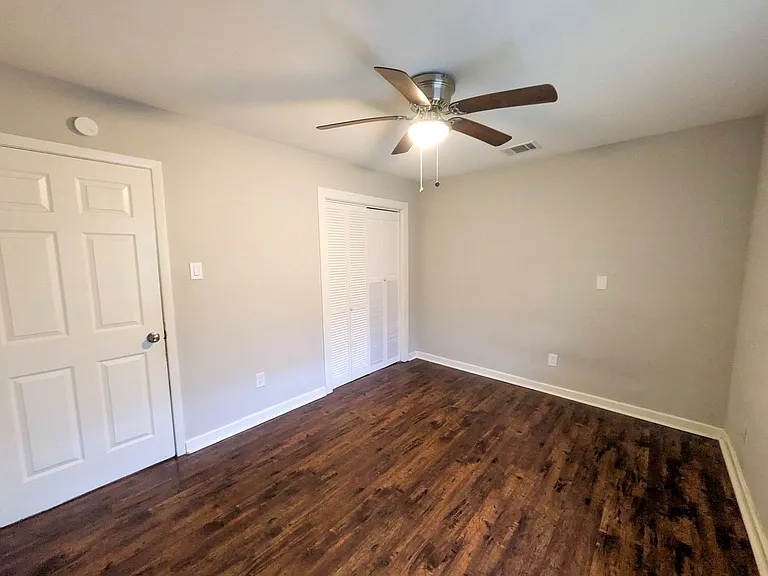 460 Belvedere Dr — Photo 21