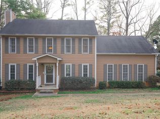 1421 Valley Trail Way, Lawrenceville, GA 30043