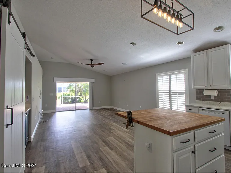 2906 Mondavi Dr — Photo 3