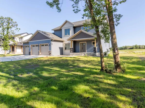 327 10th St S, Sartell, MN 56377