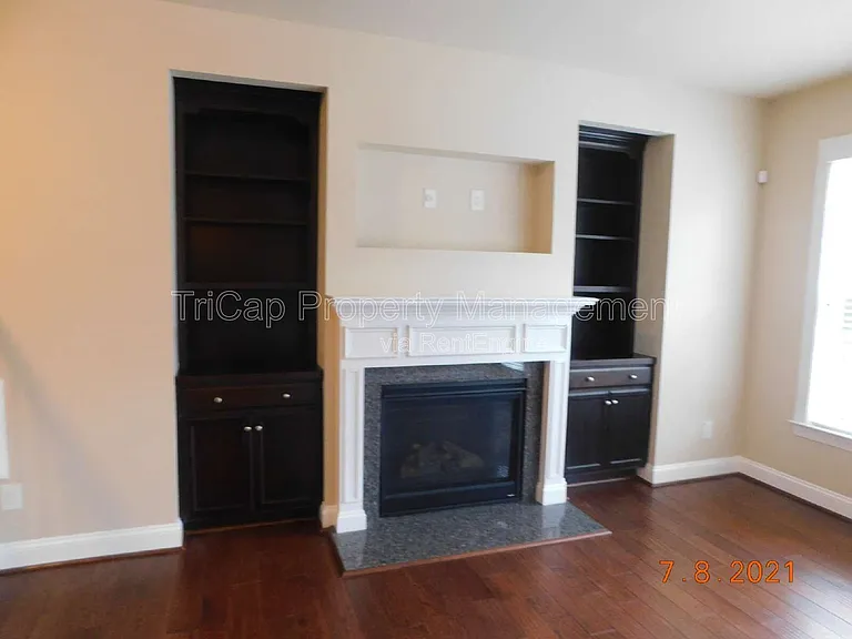 8030 Upper Lake Dr — Photo 10