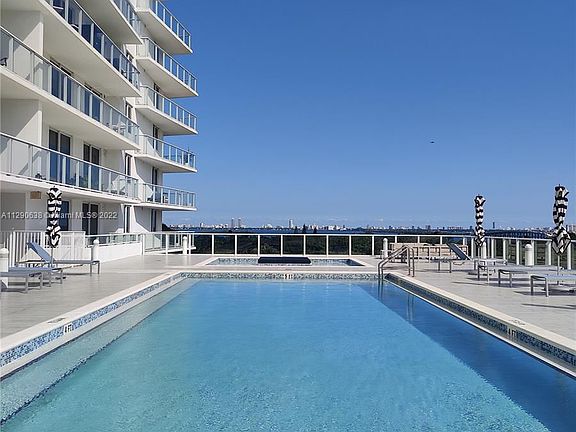 2nd image of 4250 Biscayne Blvd APT 514