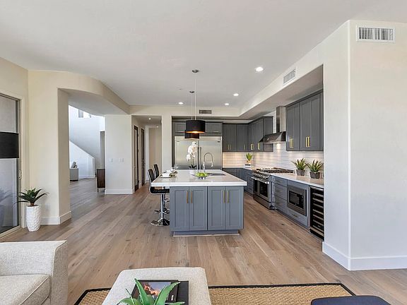 4th image of 10172 E Cochise Dr