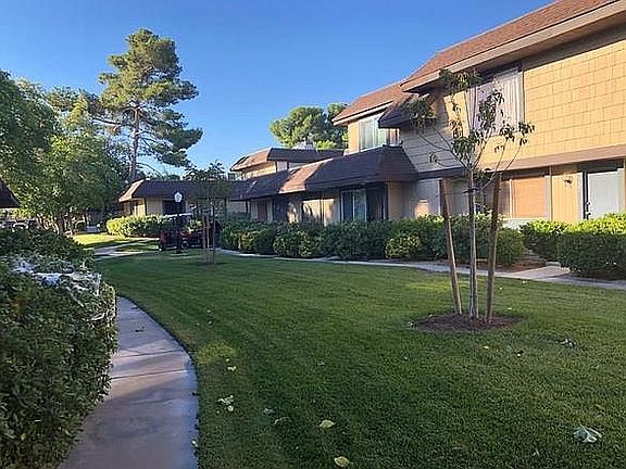 2nd image of 6123 Meadowgrass Ln