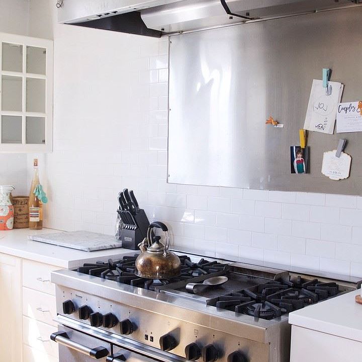 1st image of 842 N Curson Ave