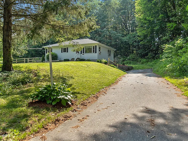 590 Ashby State Rd — Photo 2