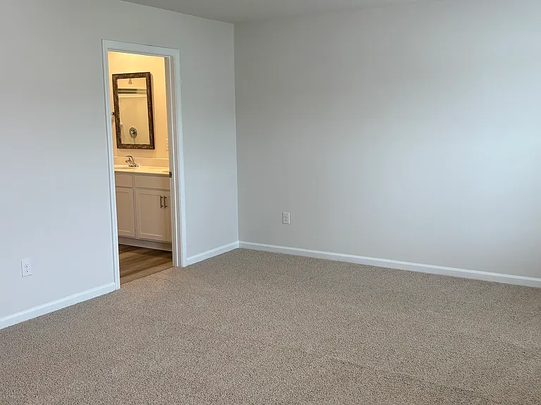 573 Sunfire St — Photo 12