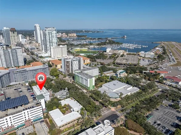 210 5th Ave S Unit 403, Saint Petersburg, FL 33701