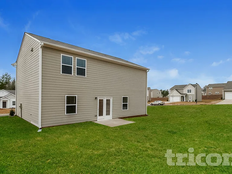 1044 Hudson Ct — Photo 11