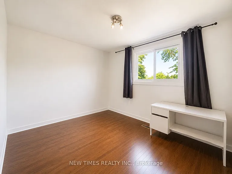 7 Leavey Ct #UPPER — Photo 6