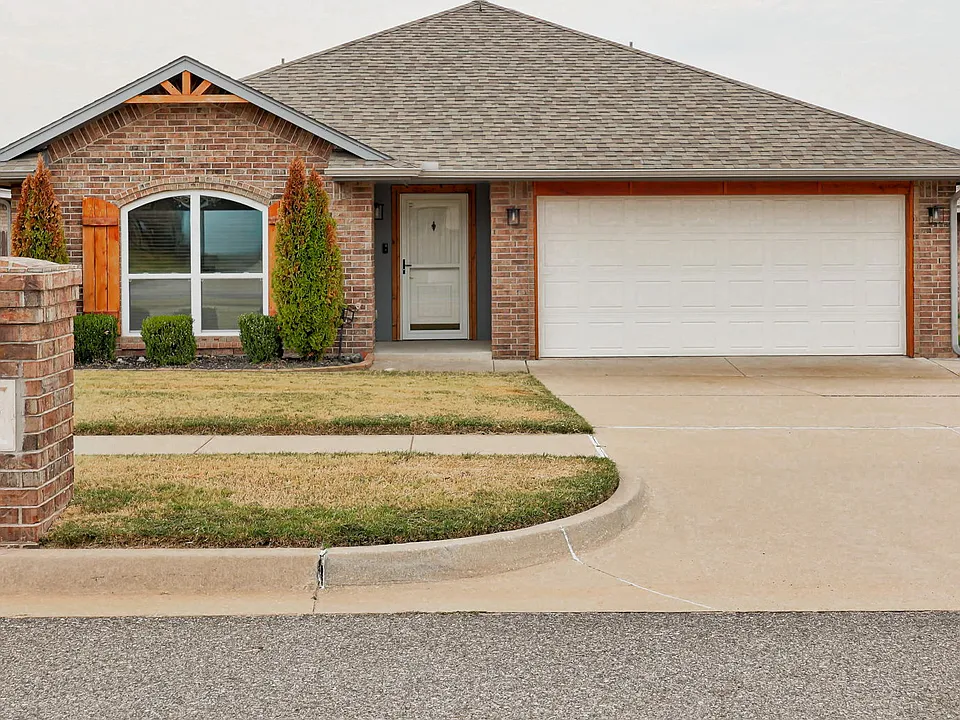 524 Talon Dr