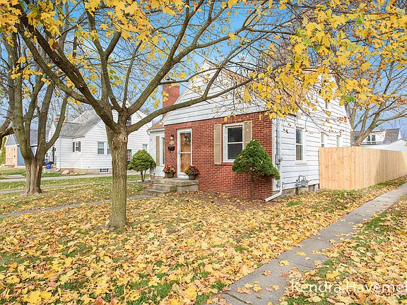 5th image of 1169 Alger St SE