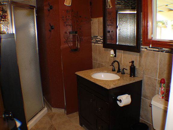 5th image of 2515 NE 86th Ave