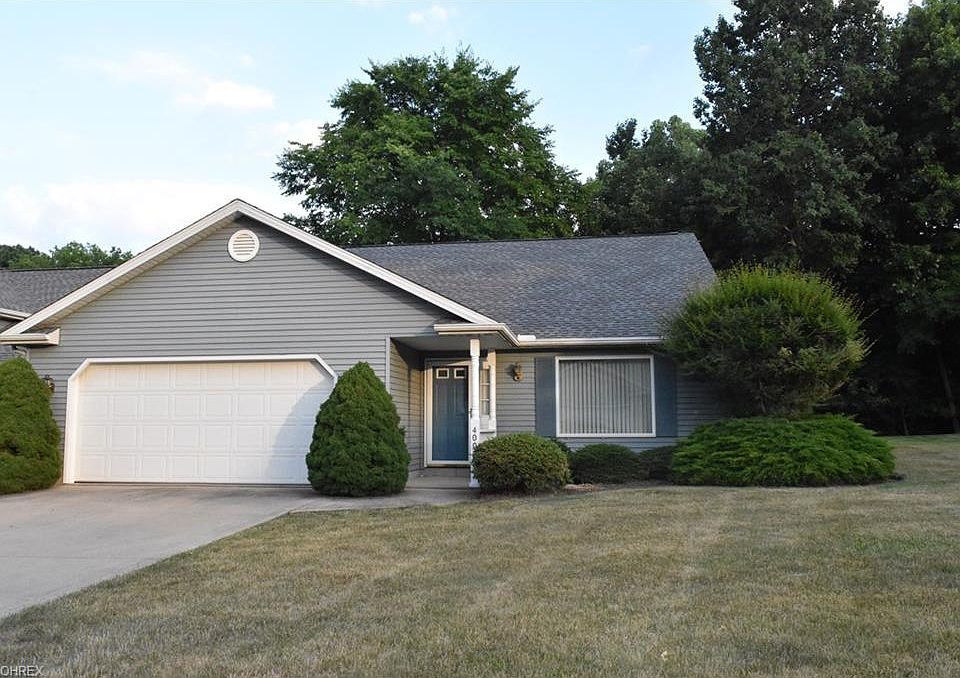1st image of 4003 Woodlands Dr