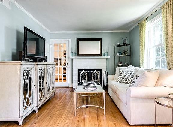 4th image of 5911 Fitzhugh Ave
