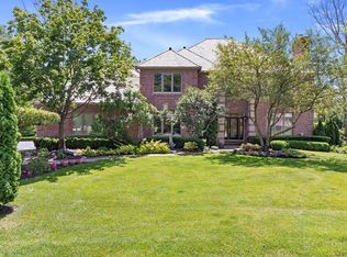 4469 Kettering Dr, Long Grove, IL 60047