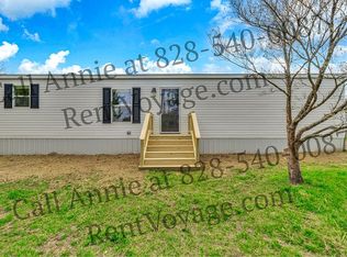 97 Joines Park Rd, Glade Valley, NC 28627