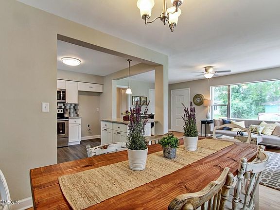4th image of 6235 Mercado Dr
