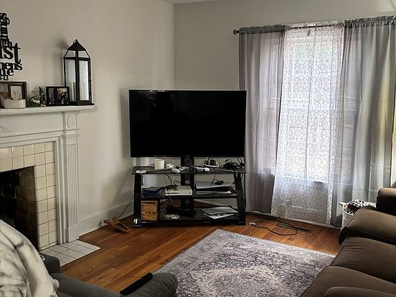 5th image of 709 Fleming Rd