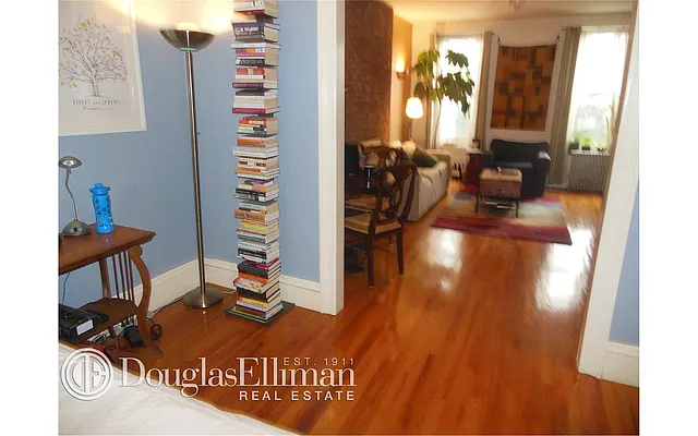 Rented by Douglas Elliman | media 16