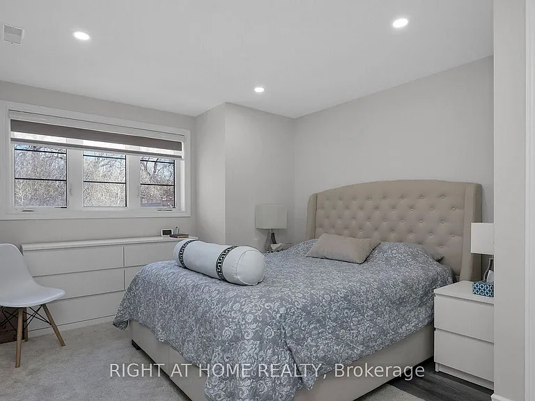 43 Westfield Dr — Photo 6