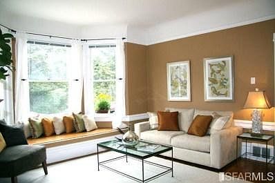 2nd image of 1123 Lincoln Way