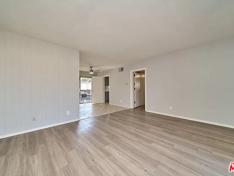 835 S Norton Ave #15 — Photo 16