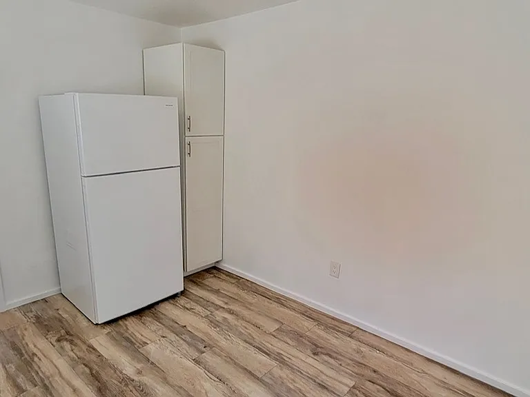 25250 Lodge Rd #B — Photo 14