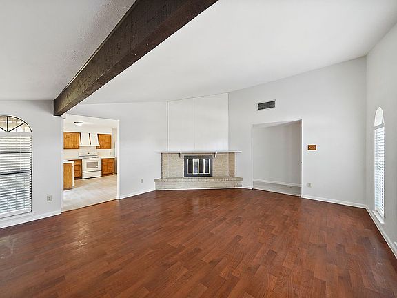 5th image of 16834 Great Glen Dr
