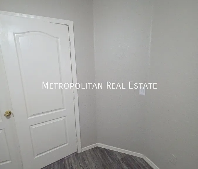 12917 W Wilshire Dr — Photo 18
