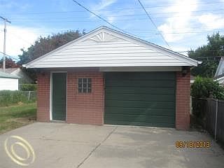 1st image of 14824 Meyer Ave