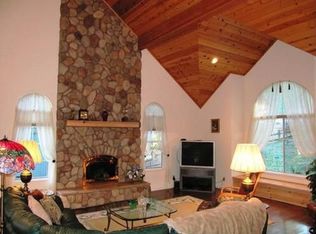 222 Forest Meadows Dr, Murphys, CA